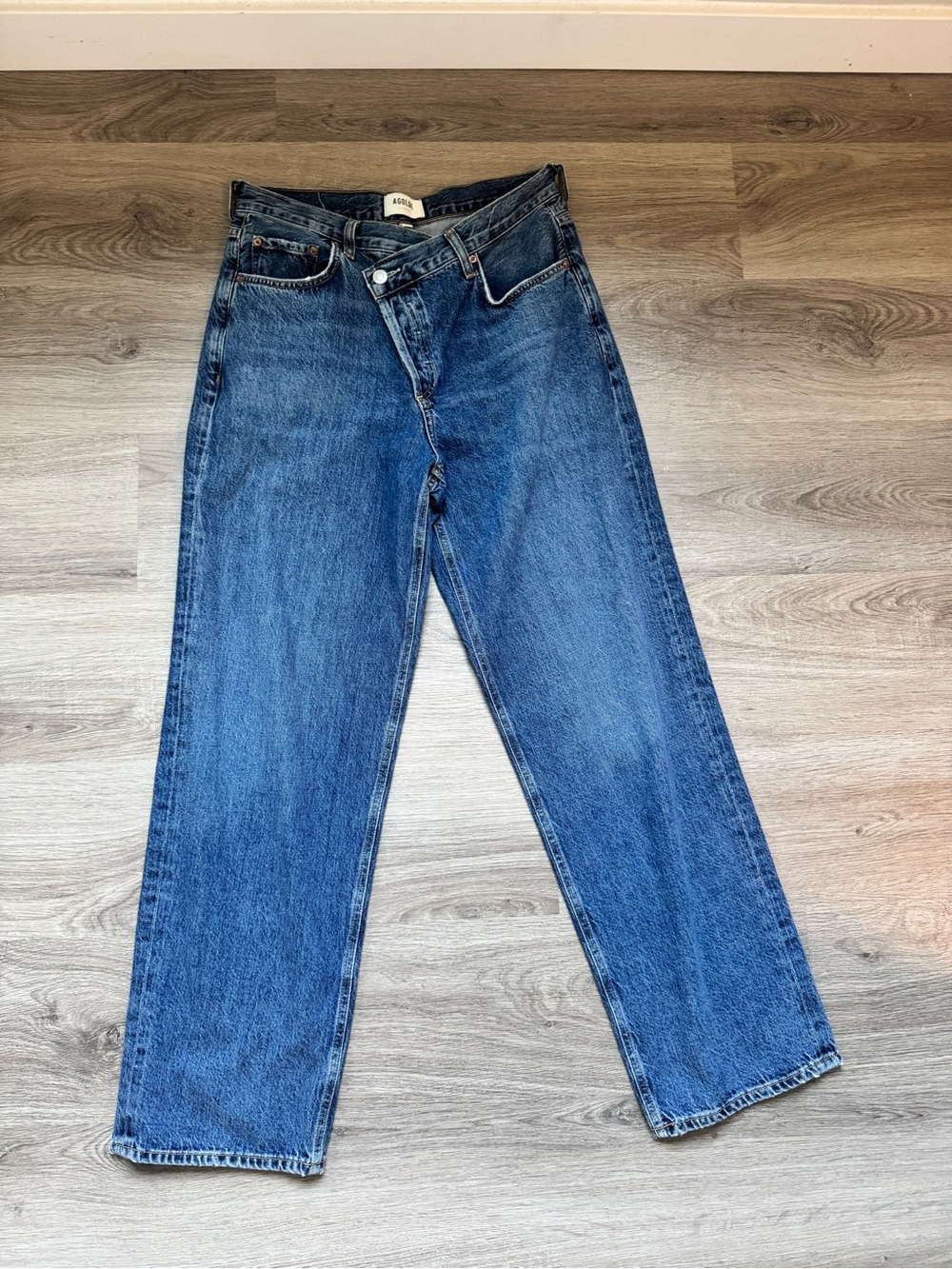 Agolde Relaxed Straight-Leg Criss Cross Jeans in Mid Blue